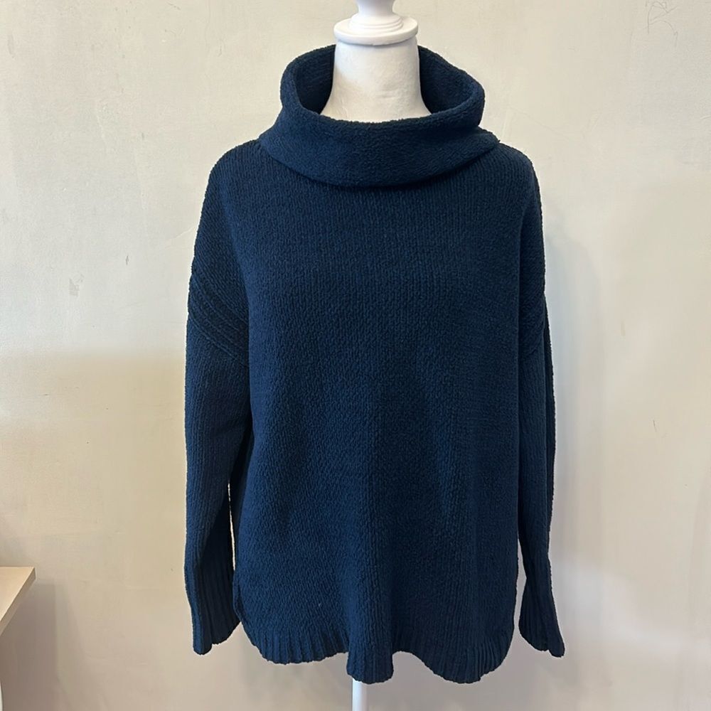 Catherine Malandrino blue high neck long sleeve sweater Size L EUC
